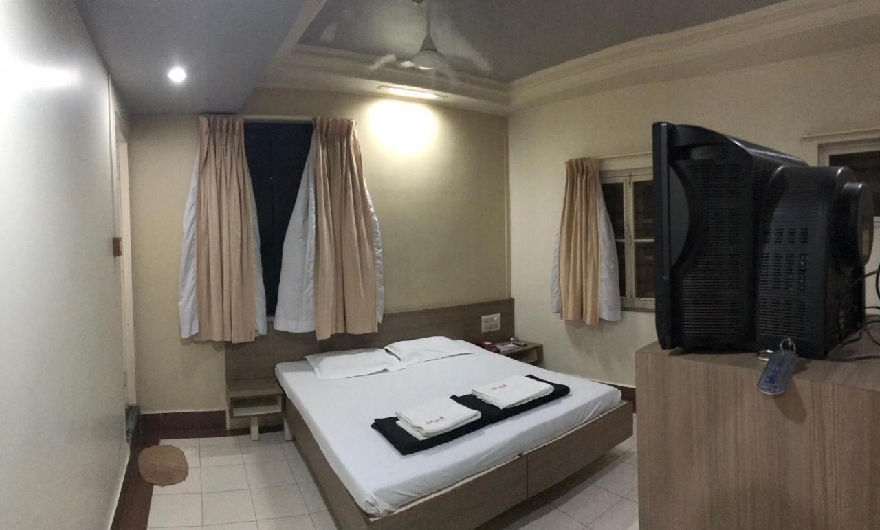 Hotel Satkar Cafeteria Belgaum Dış mekan fotoğraf