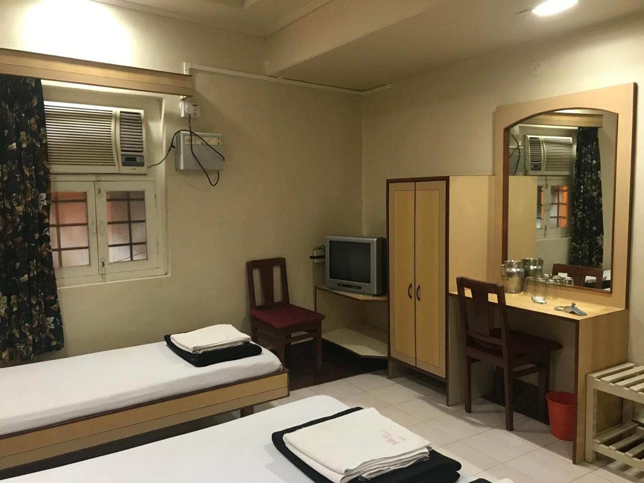 Hotel Satkar Cafeteria Belgaum Dış mekan fotoğraf