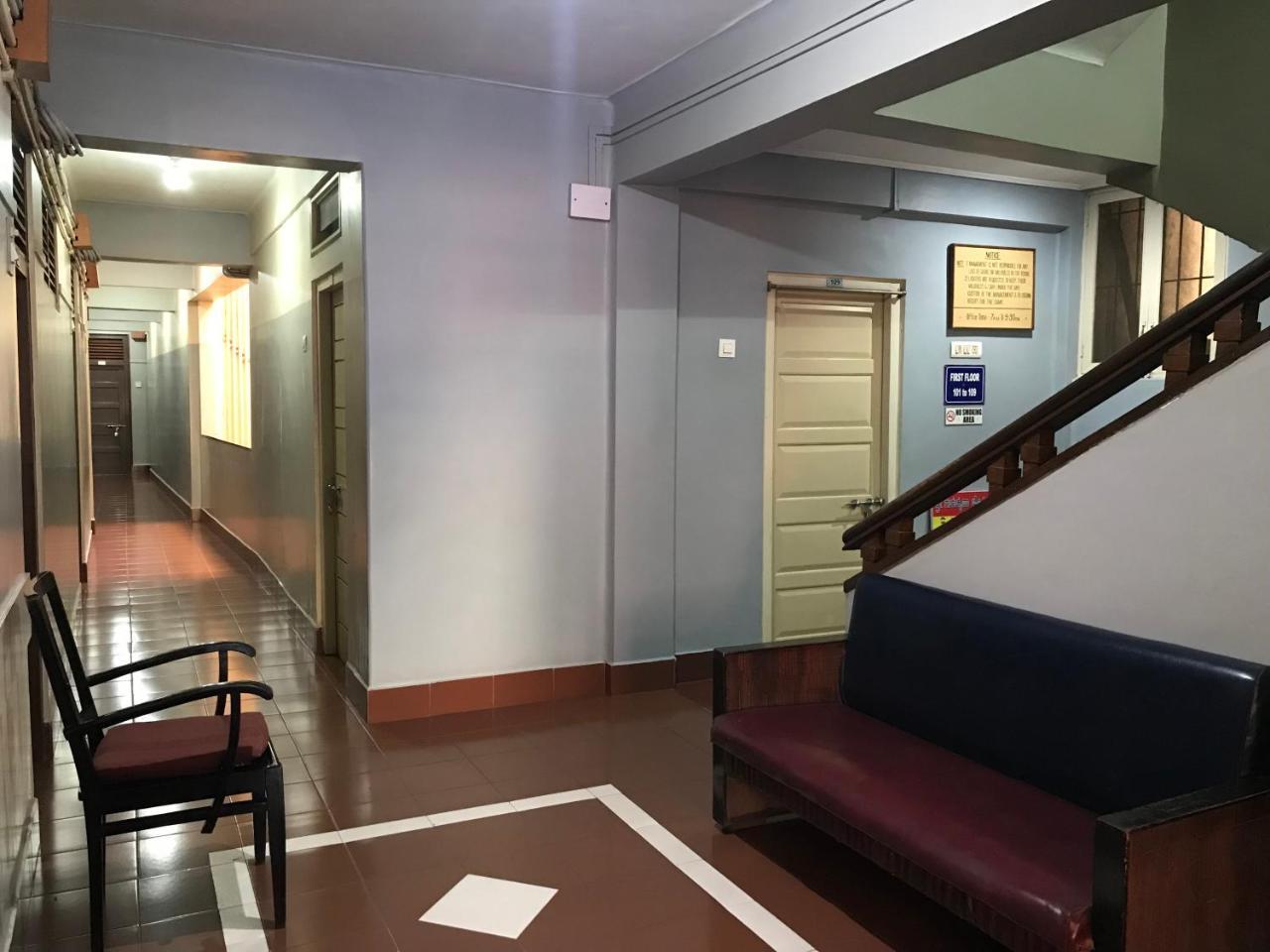 Hotel Satkar Cafeteria Belgaum Dış mekan fotoğraf