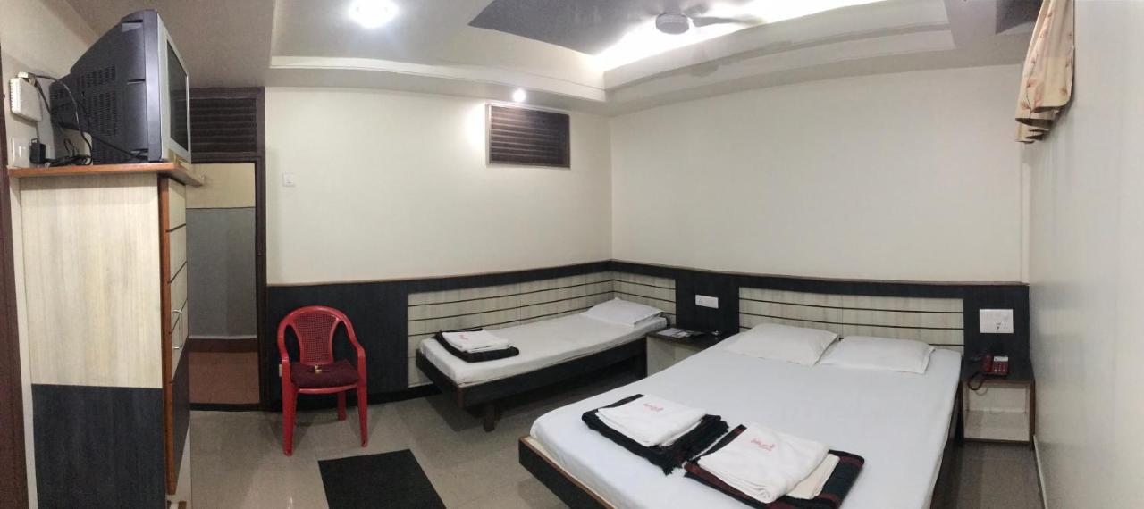 Hotel Satkar Cafeteria Belgaum Dış mekan fotoğraf