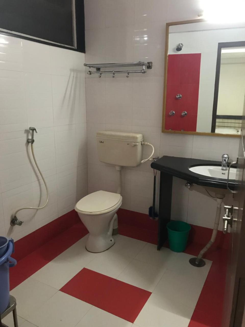 Hotel Satkar Cafeteria Belgaum Dış mekan fotoğraf
